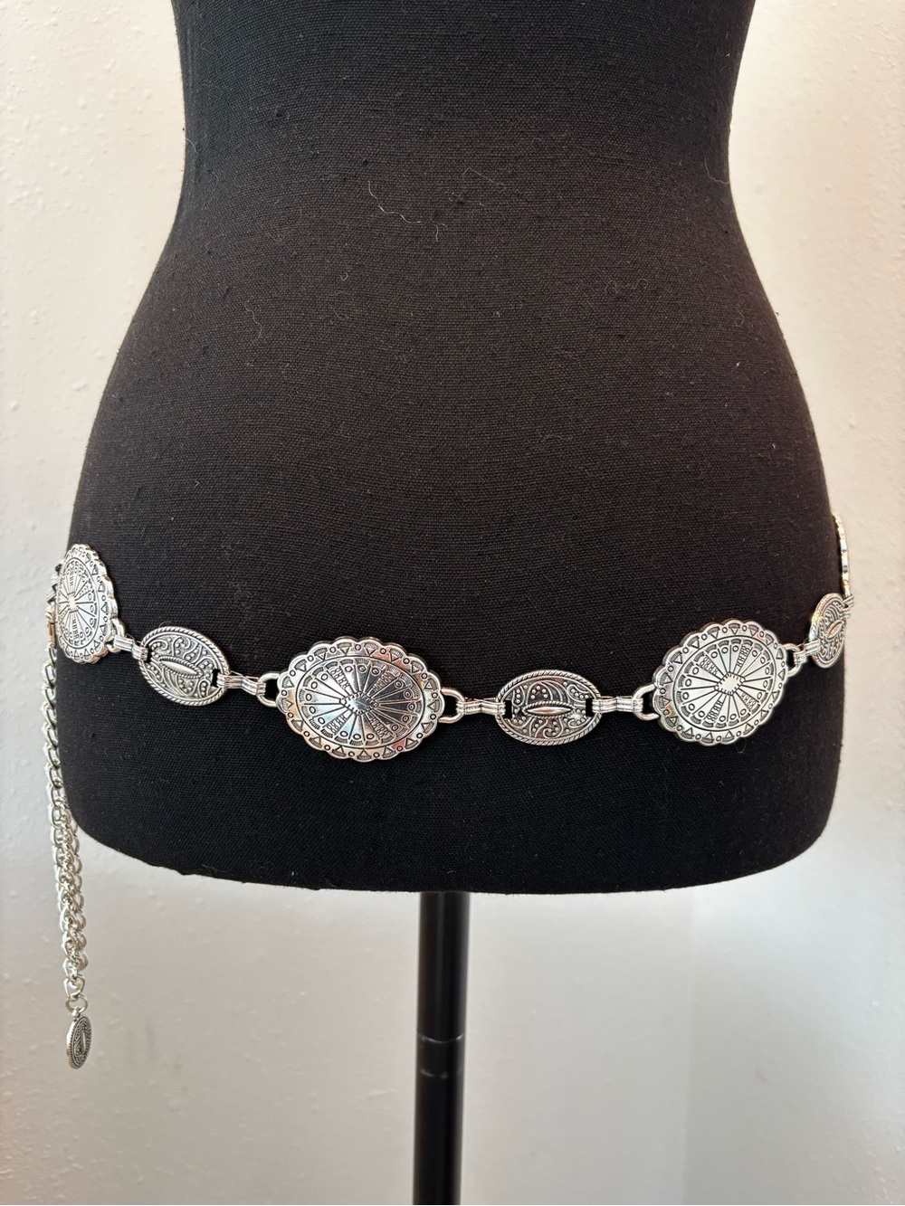 Silver tone Decorative Concho Chain Waist Belt